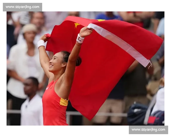 巴黎主场鏖战!戈米斯判定胜鲁查拉捍卫荣耀 巴黎主场鏖战!戈米斯判定胜鲁查拉捍卫荣耀